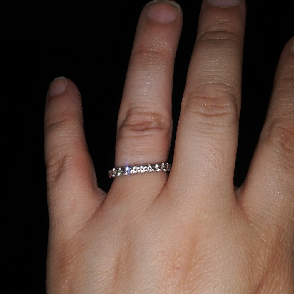 Jewelry - Picture 3 of 3